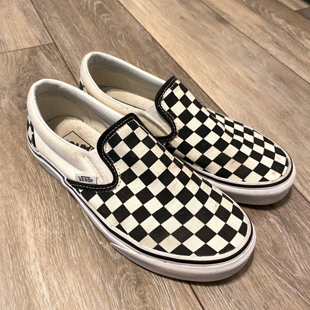 Womens checkerboard slip on Vans. Great condition.